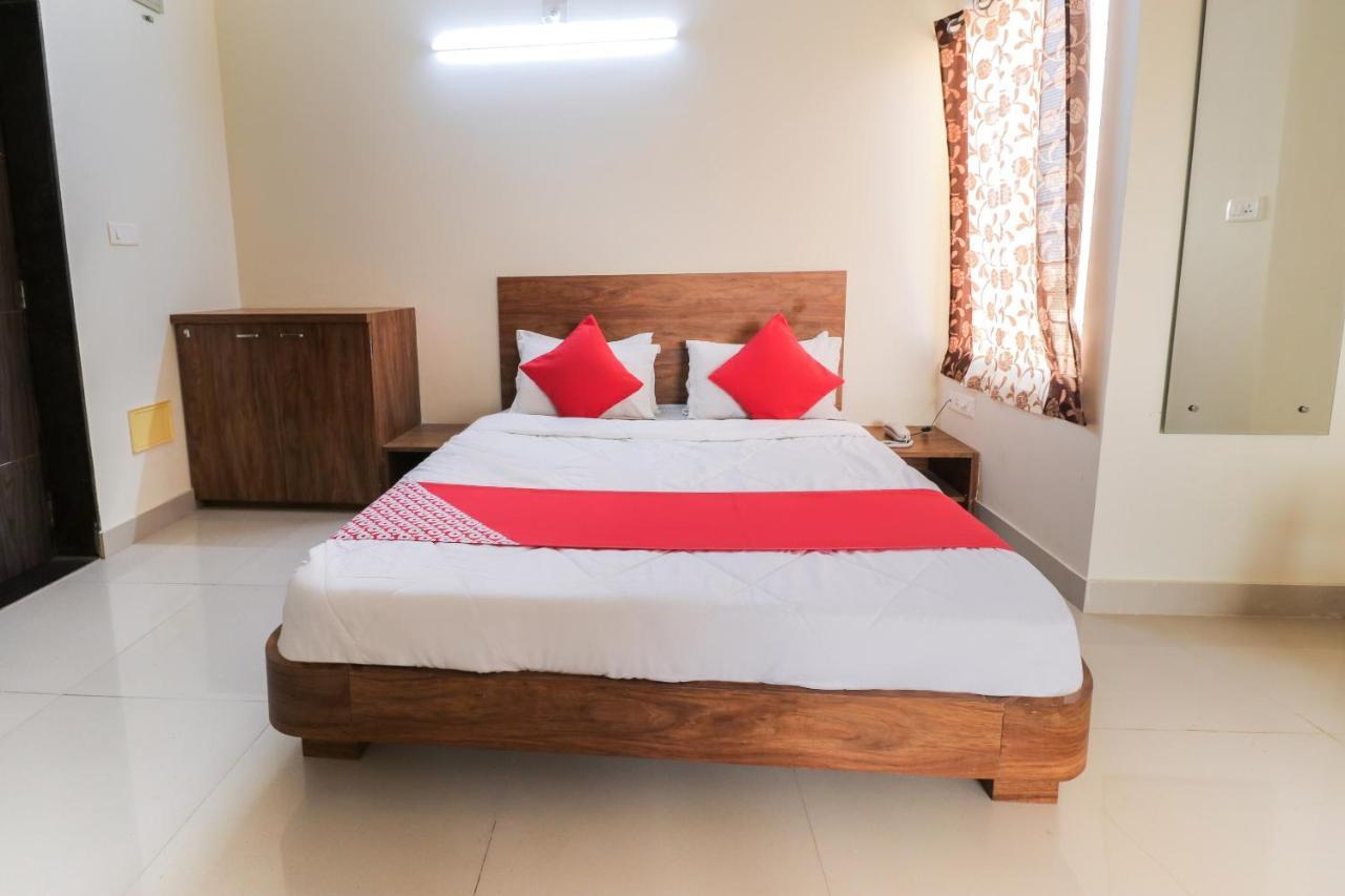 Oyo 63903 Hotel Shree Ram Villa Dwarka  Ngoại thất bức ảnh